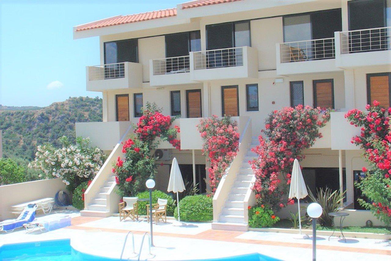 Orestis Hotel Sea View Apartments Сталос Экстерьер фото